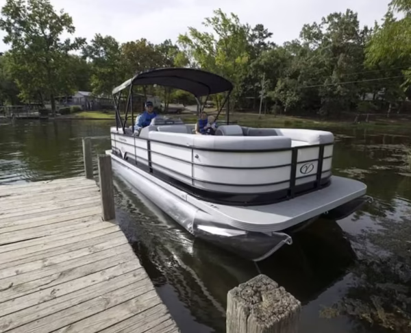 2025 Veranda VS22RC Tri-Toon