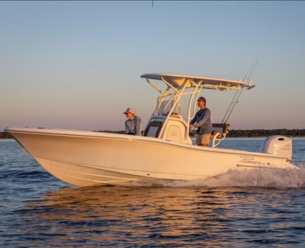 2026 Pioneer Boats Bay Sport 220 Base