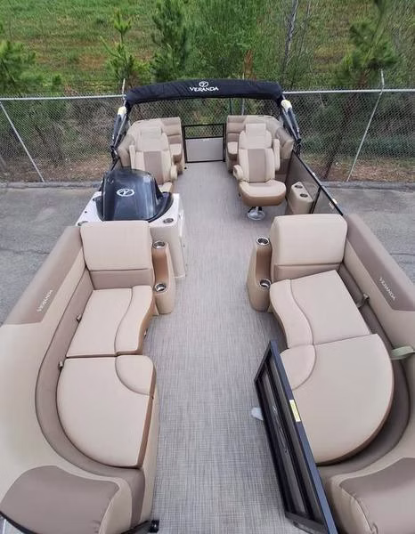 2025 Veranda VR20RC Tri-Toon - Image 5