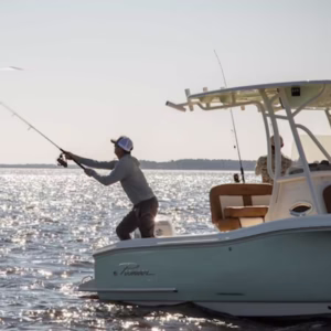 2026 Pioneer Boats Sportfish 222 Base - Image 8